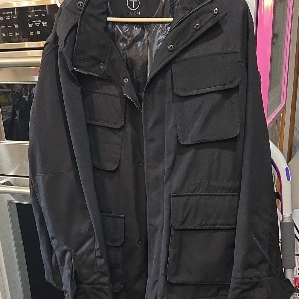 Men's TUMi Black Jacket
